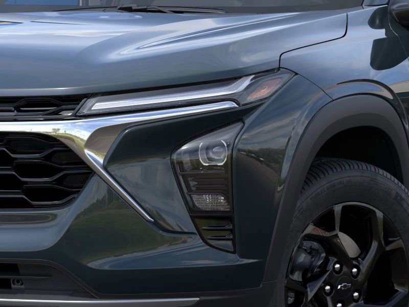 New 2026 Chevrolet Trax LT w/ Midnight Edition FWD image 10