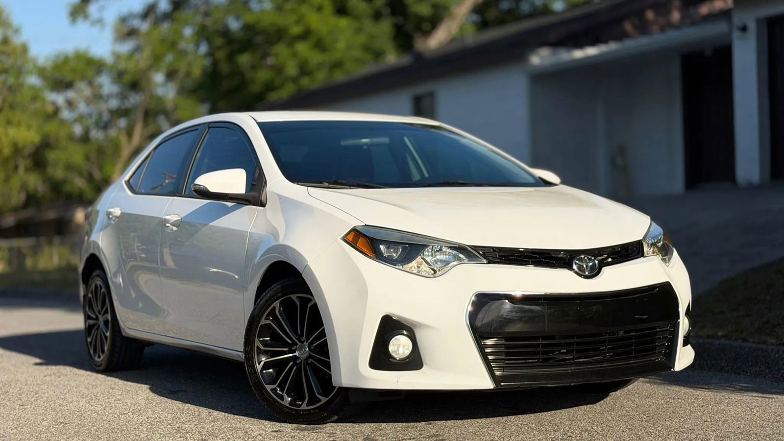 Used 2016 Toyota Corolla S image 11