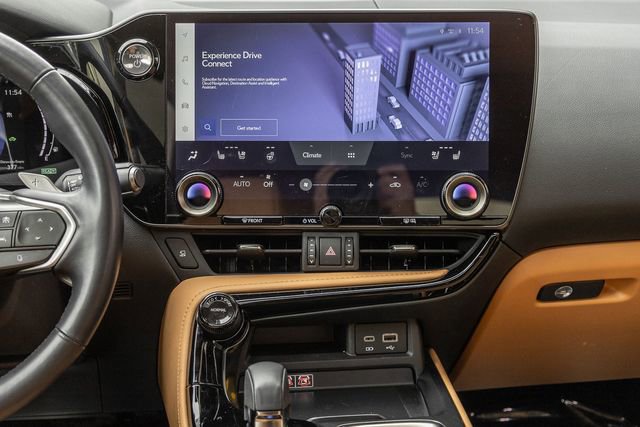 Used 2025 Lexus NX 350h 350h Premium image 7