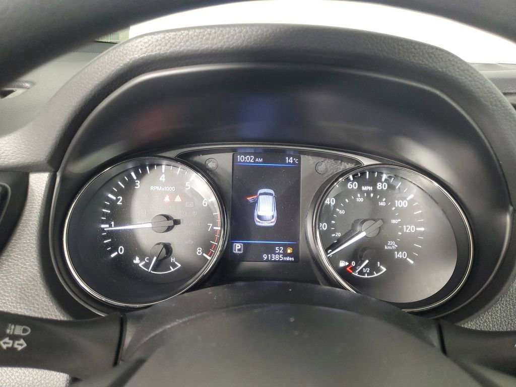 Used 2020 Nissan Rogue Sport S image 25