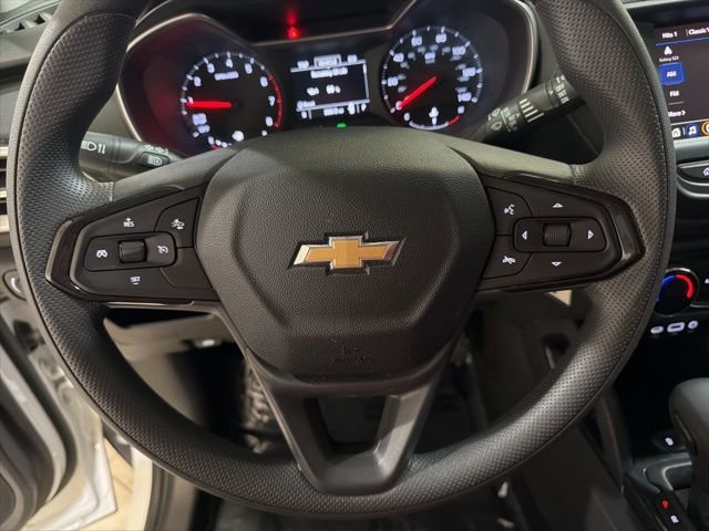 Used 2023 Chevrolet TrailBlazer LS image 13