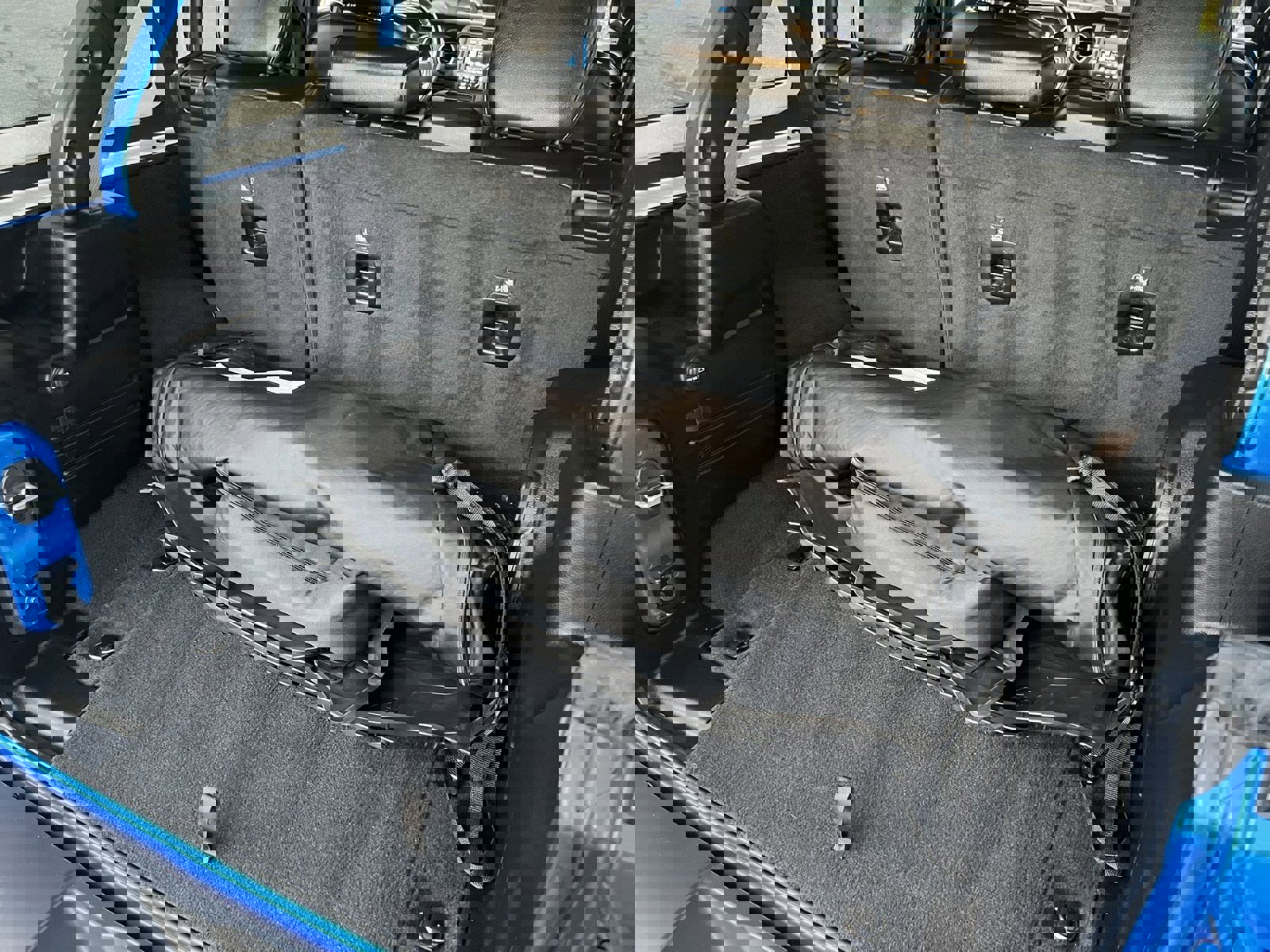 Used 2022 Jeep Wrangler Unlimited Sahara w/ Cold Weather Group image 99