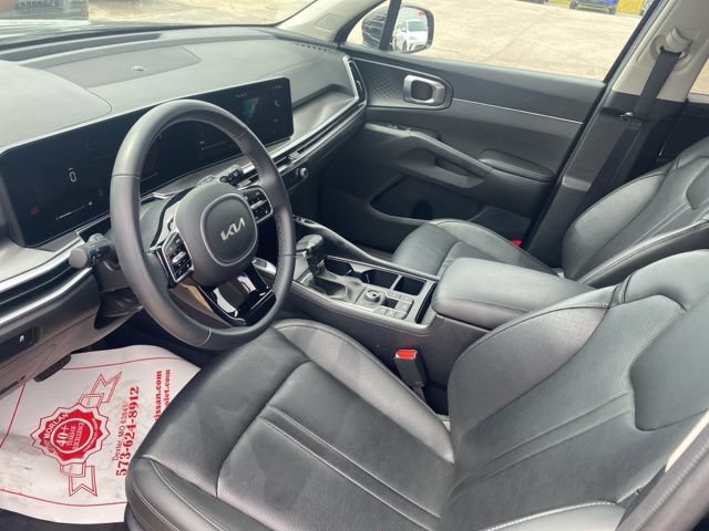 Used 2024 Kia Sorento S AWD/4WD image 16