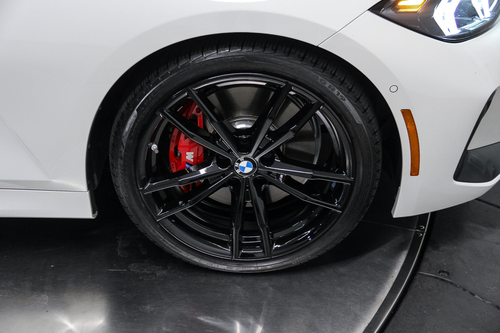 Used 2024 BMW M340i w/ Premium Package RWD image 9