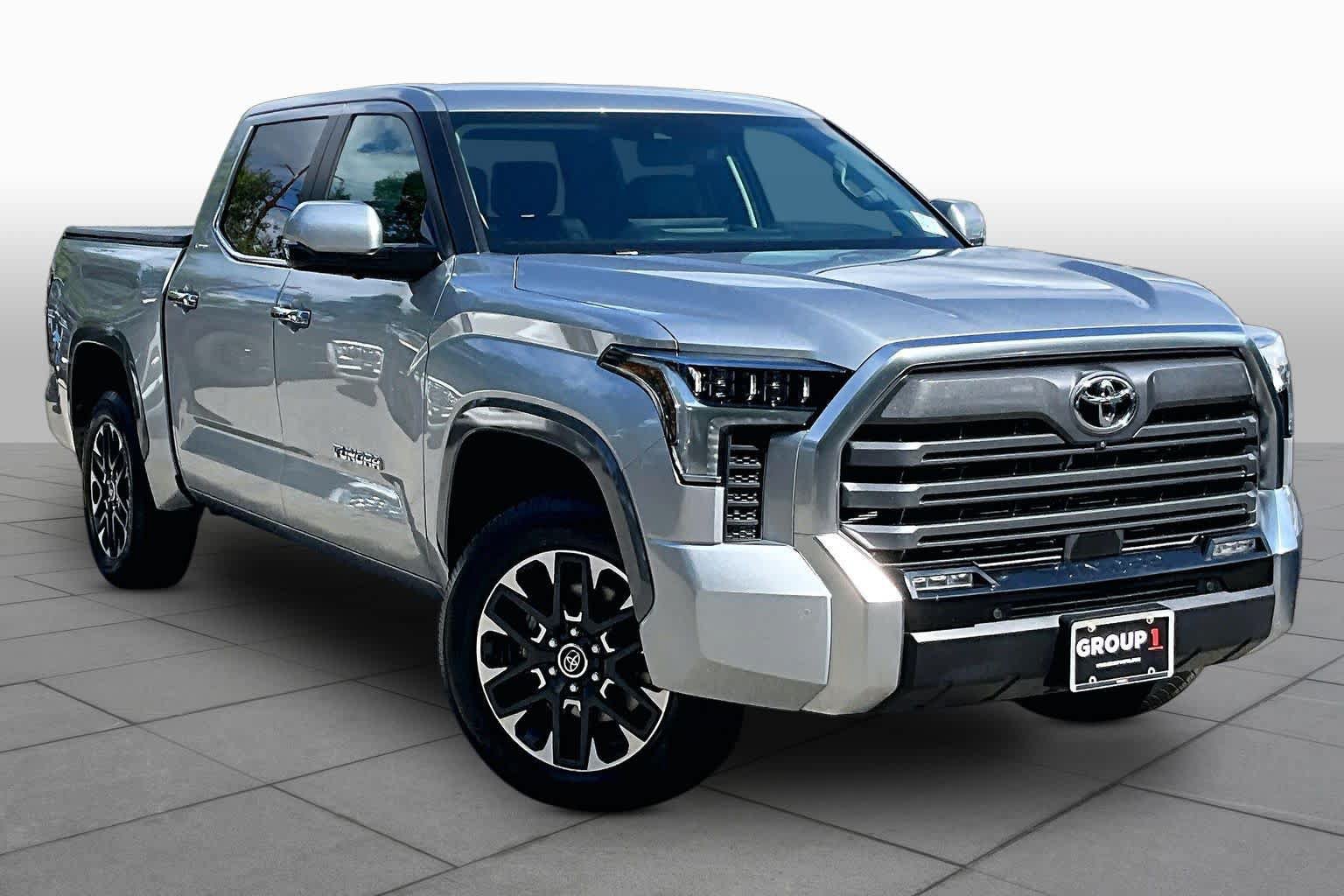 Used 2024 Toyota Tundra Limited AWD/4WD image 3