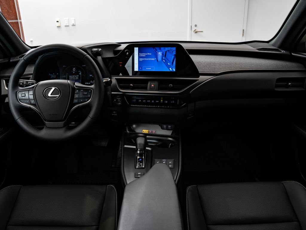 New 2026 Lexus UX 300h AWD image 32