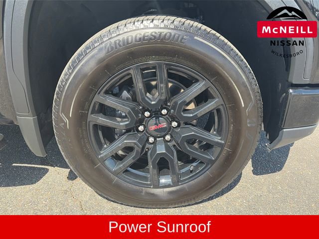 Used 2025 GMC Sierra 1500 Elevation w/ Elevation Premium Package image 11