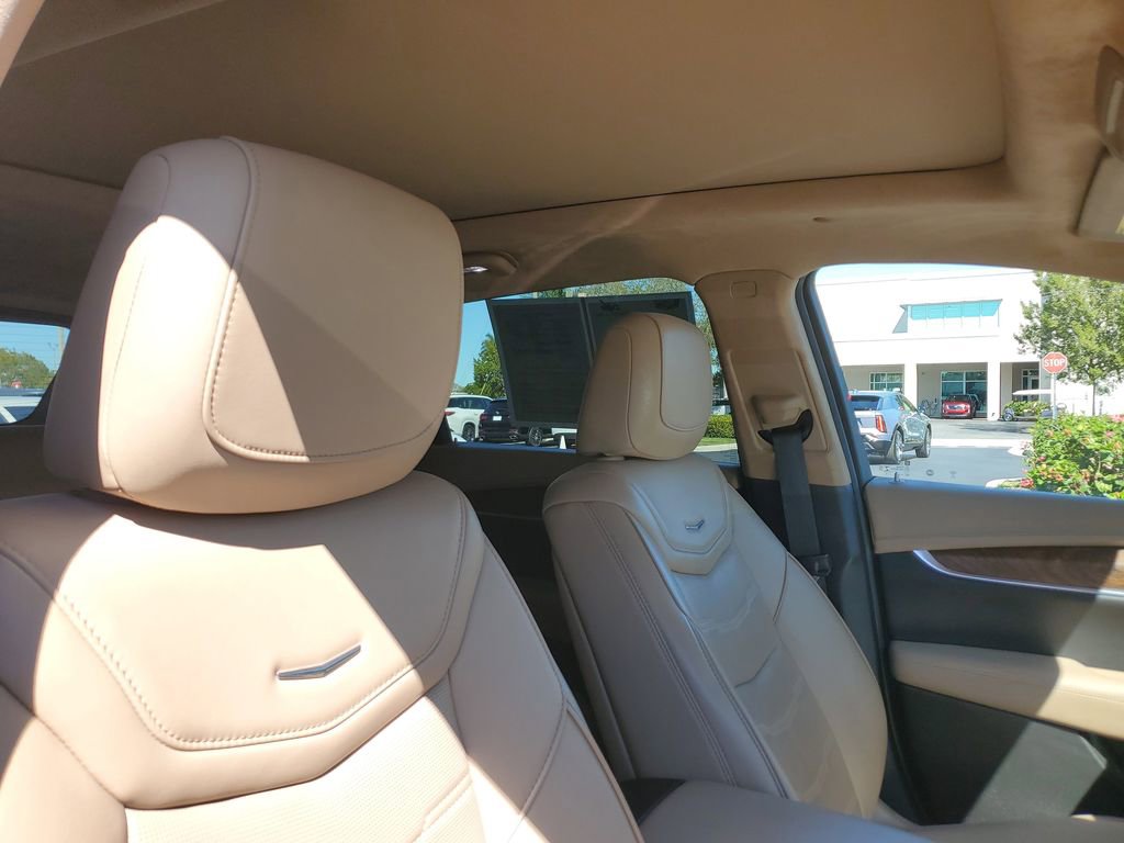 Used 2020 Cadillac XT5 Premium Luxury w/ Platinum Package image 22