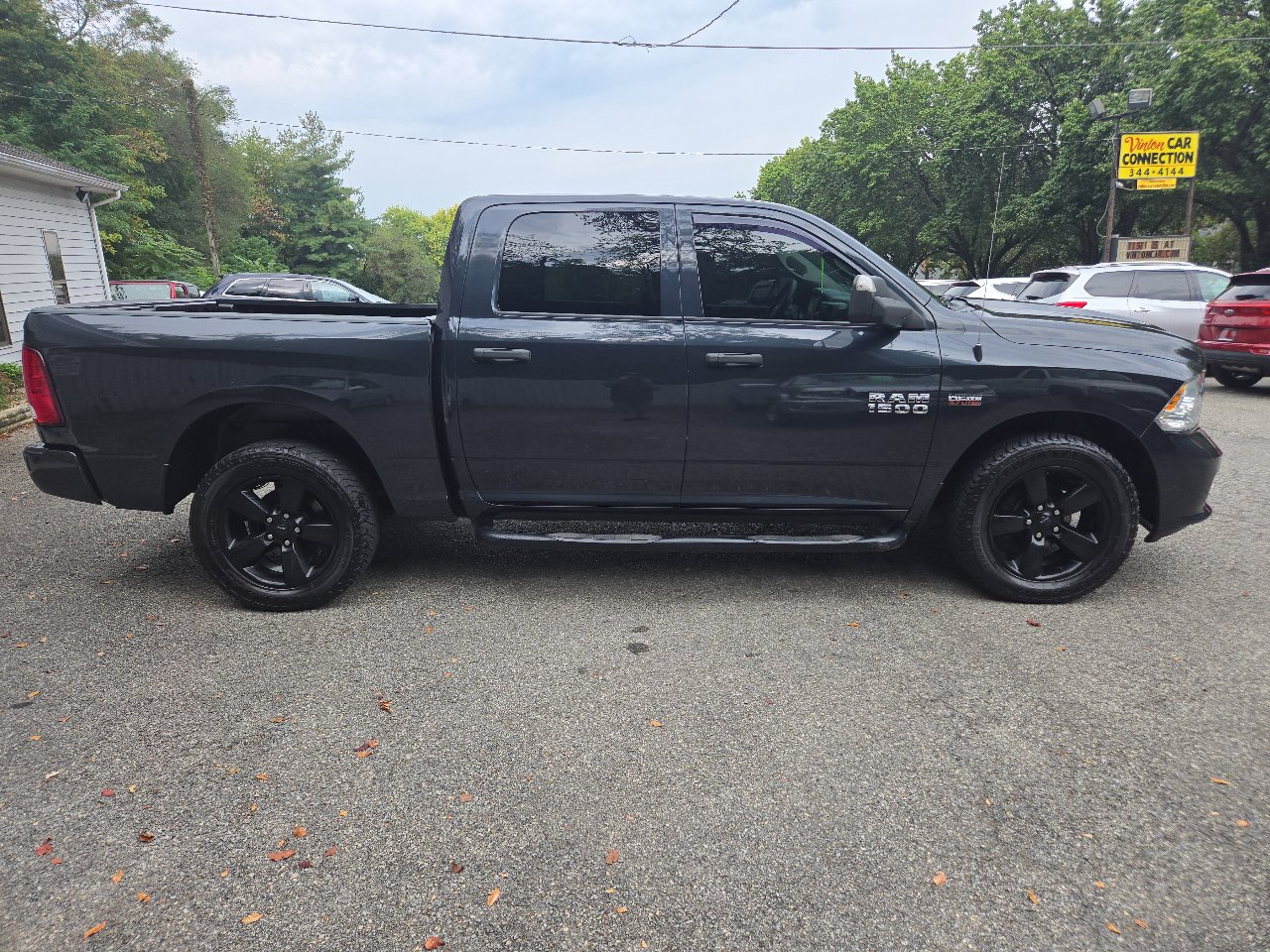 Used 2017 RAM 1500 Express w/ Express Value Package image 6