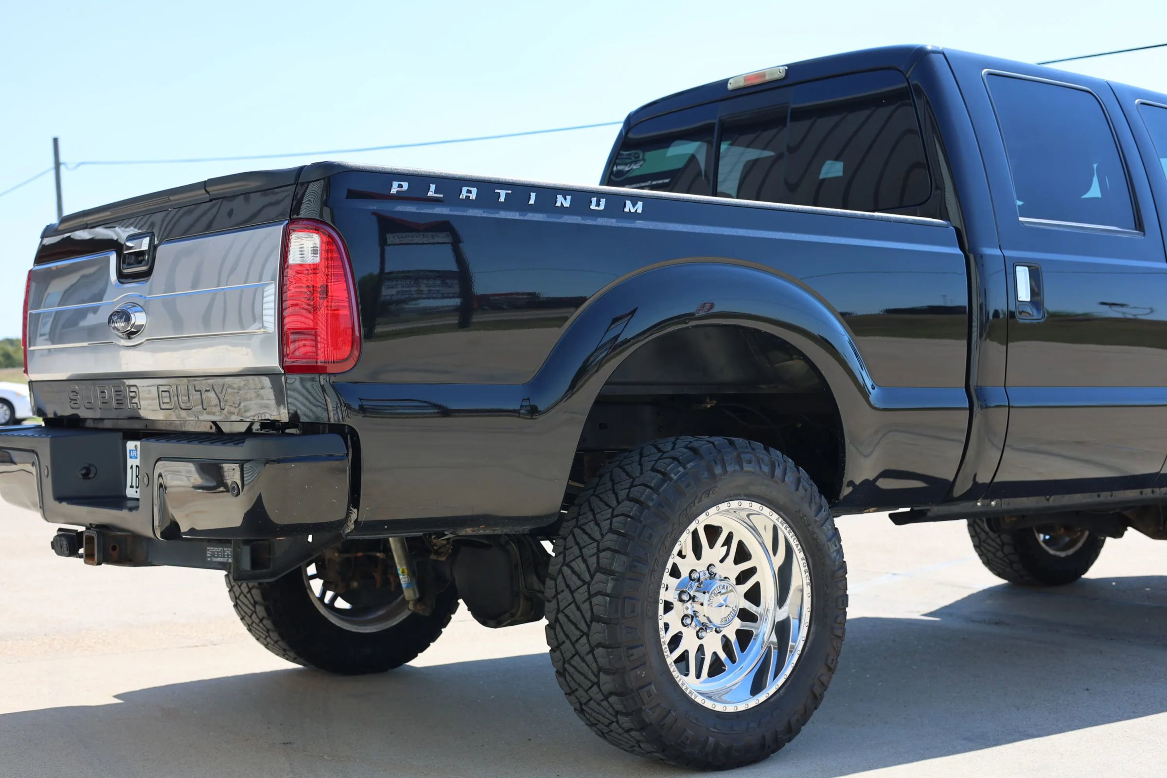 Used 2015 Ford F350 Platinum image 4