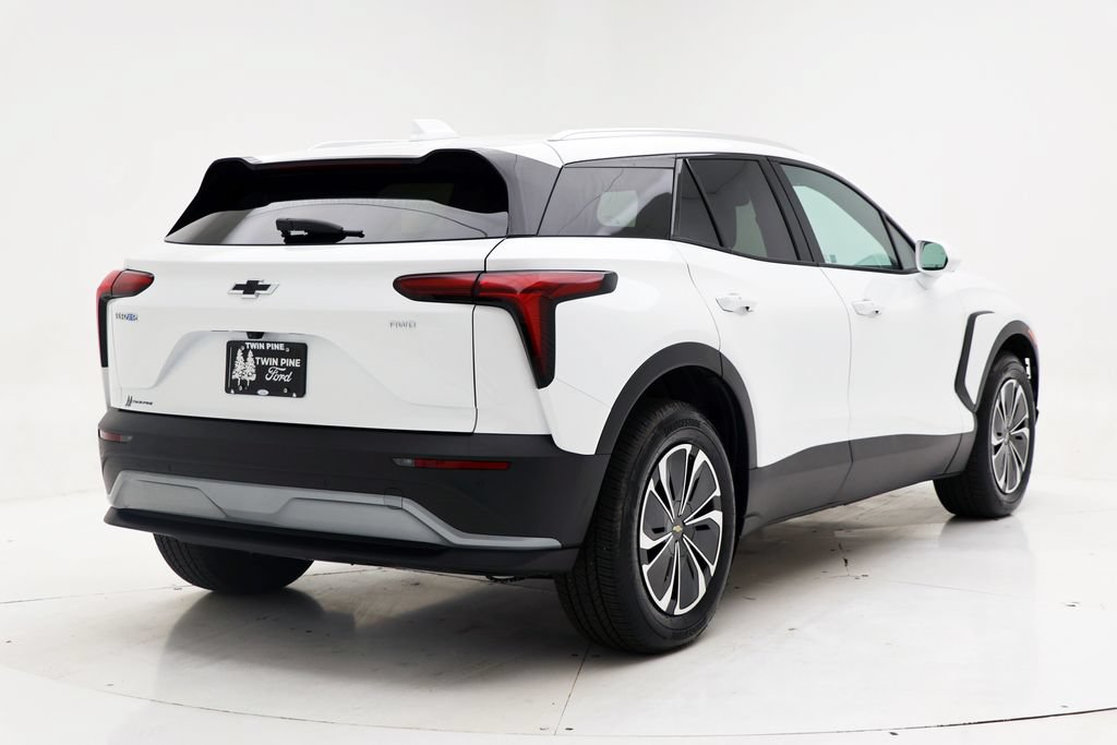 Used 2025 Chevrolet Blazer EV LT AWD/4WD image 8