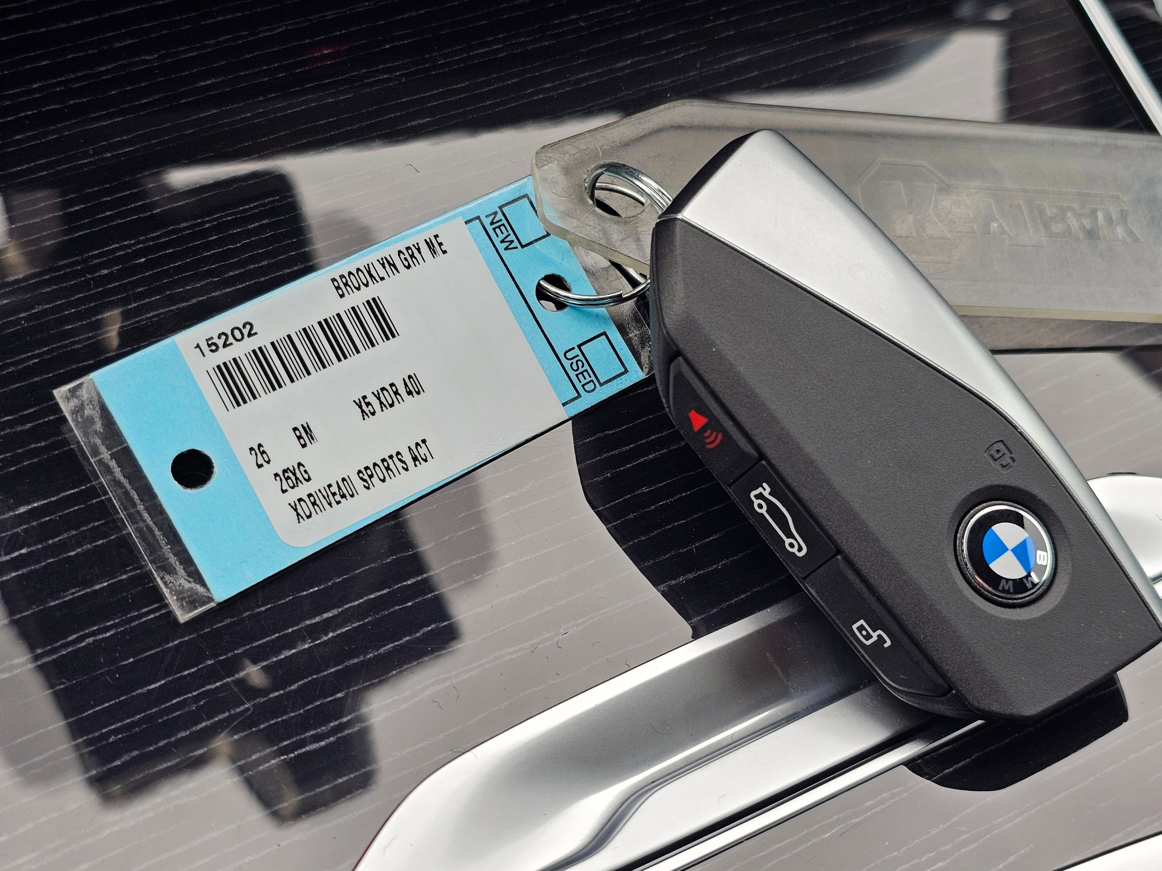 New 2026 BMW X5 xDrive40i w/ M Sport Package image 32