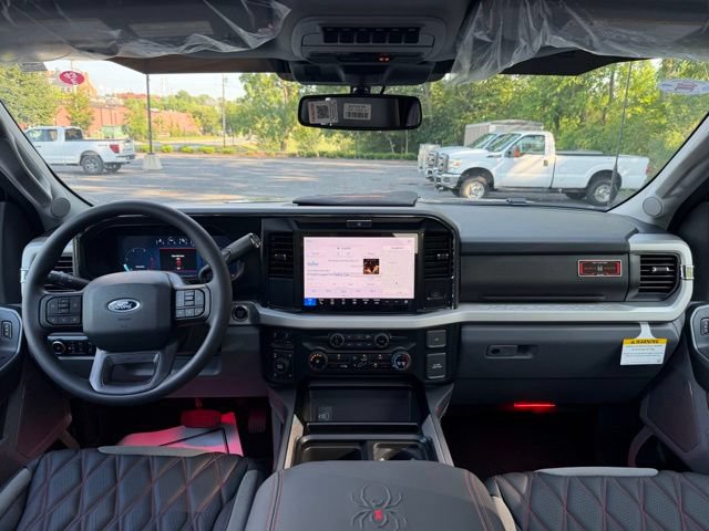 New 2026 Ford F250 XLT w/ XLT Premium Package AWD/4WD image 13