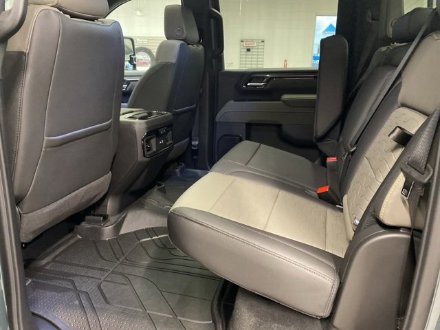 New 2026 Chevrolet Silverado 2500 ZR2 image 28