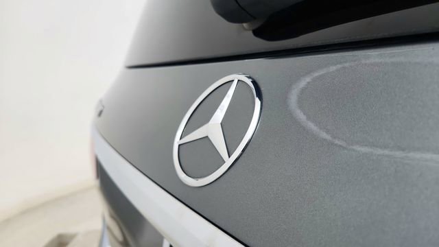 Used 2025 Mercedes-Benz GLS 450 4MATIC image 19