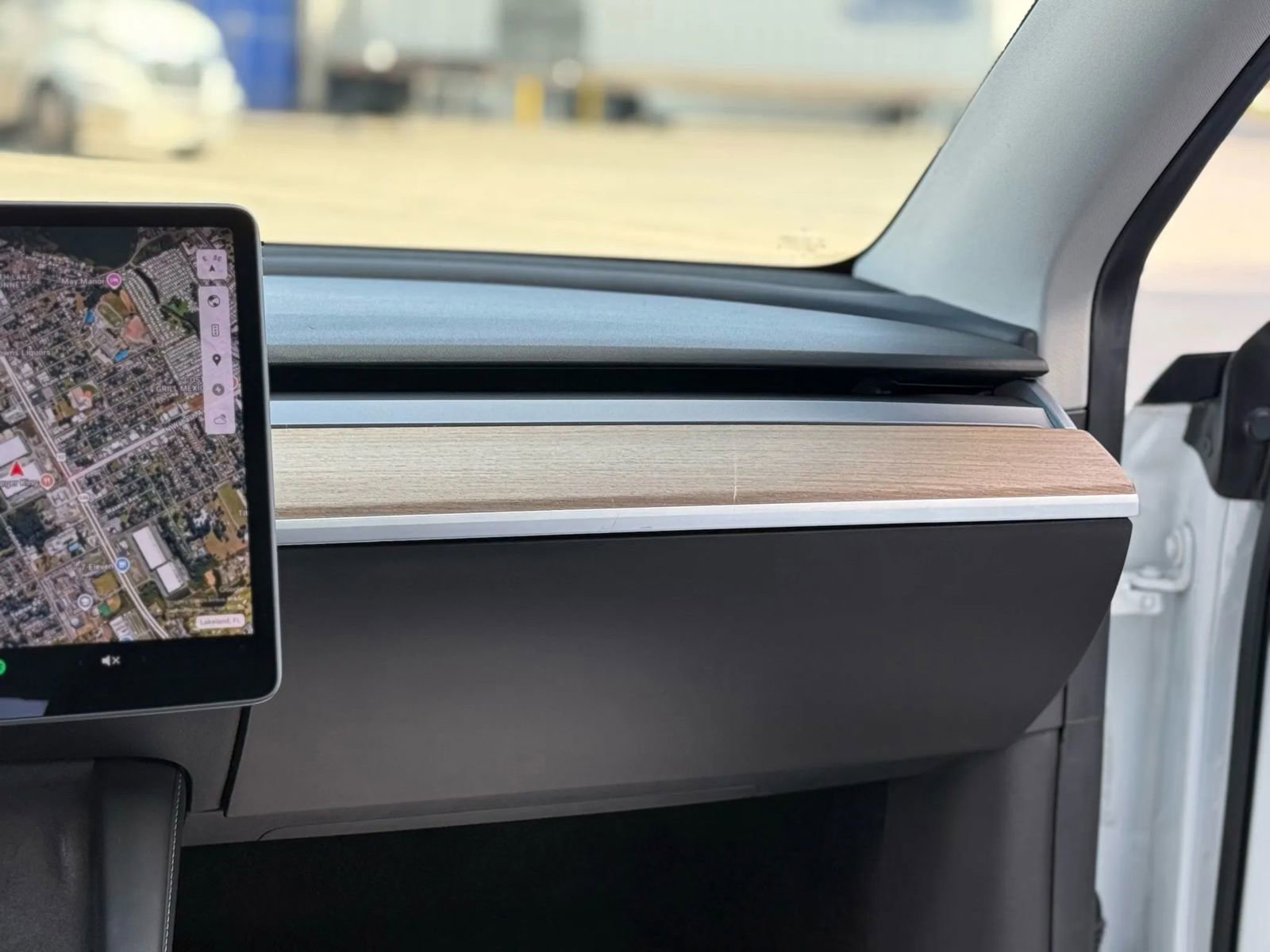 Used 2021 Tesla Model Y 2WD image 27