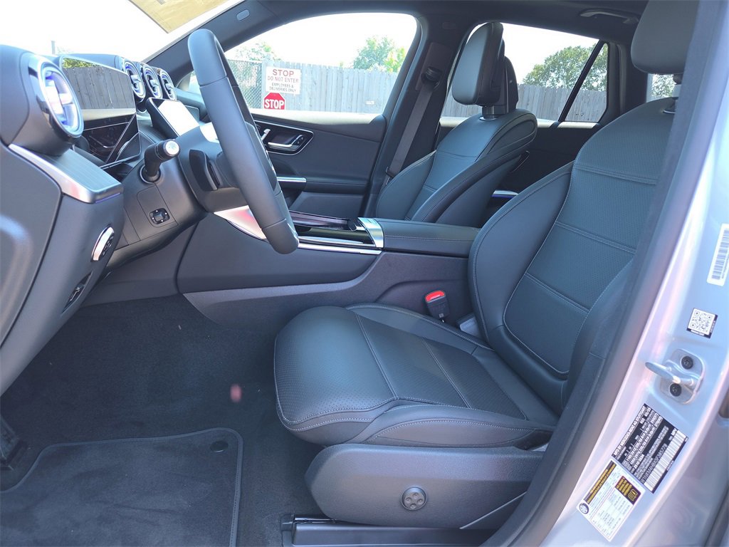 New 2025 Mercedes-Benz GLC 300 4MATIC image 10