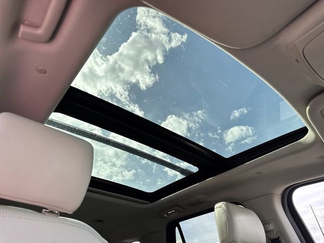 Used 2018 Ford Expedition Platinum AWD/4WD image 32