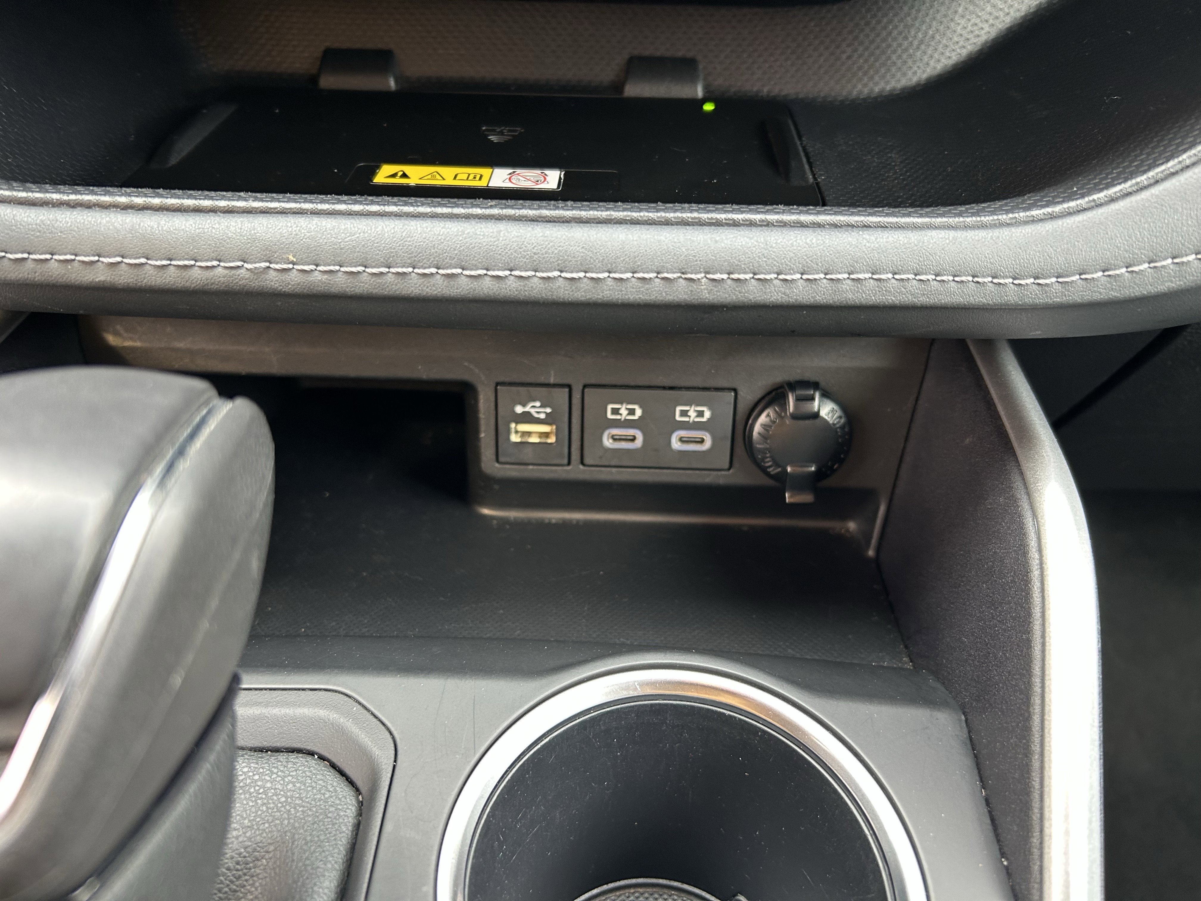 Certified 2023 Toyota Highlander XLE image 30