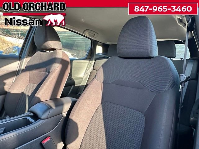 Used 2025 Nissan Kicks S image 9