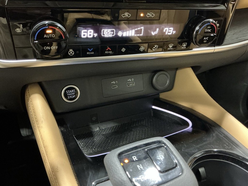 Used 2023 Nissan Rogue Platinum w/ Platinum Premium Package image 10