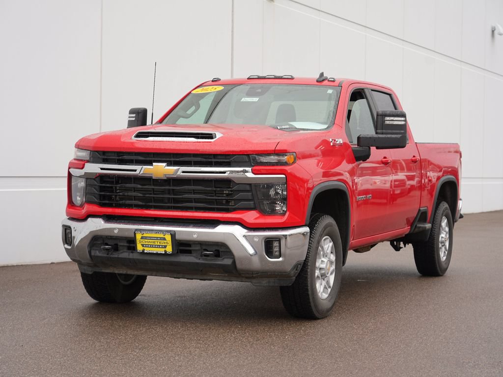 Used 2025 Chevrolet Silverado 3500 LT w/ All Star Edition AWD/4WD image 7