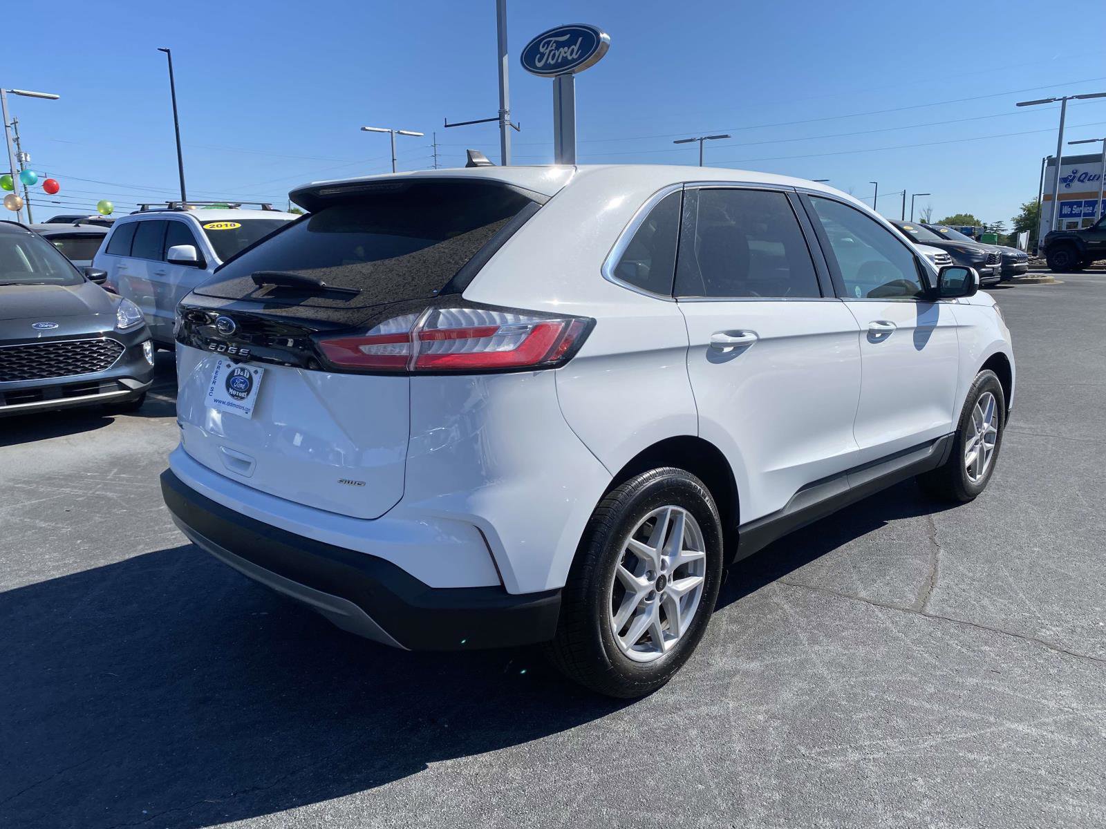 Used 2024 Ford Edge SEL AWD/4WD image 7