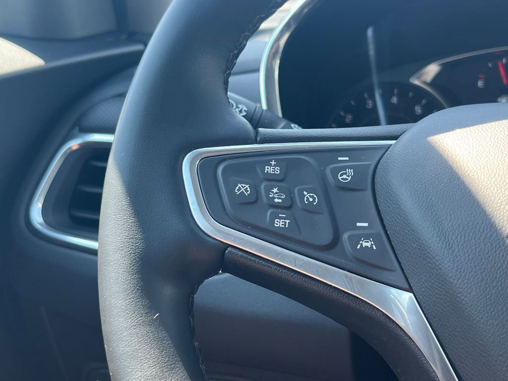 Used 2023 Chevrolet Equinox Premier AWD/4WD image 21