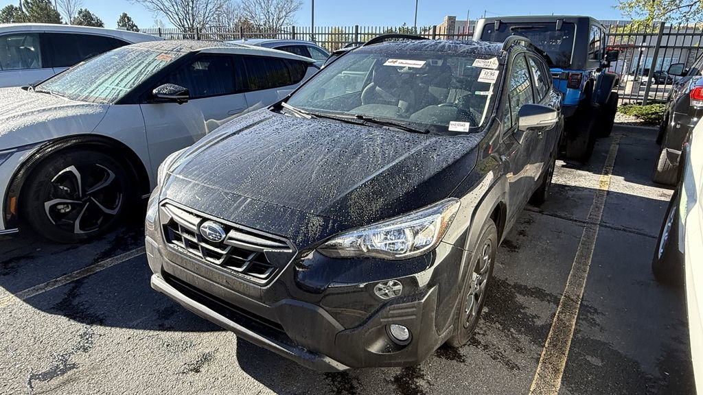 Used 2022 Subaru Crosstrek 2.5i Sport w/ Moonroof Package image 2