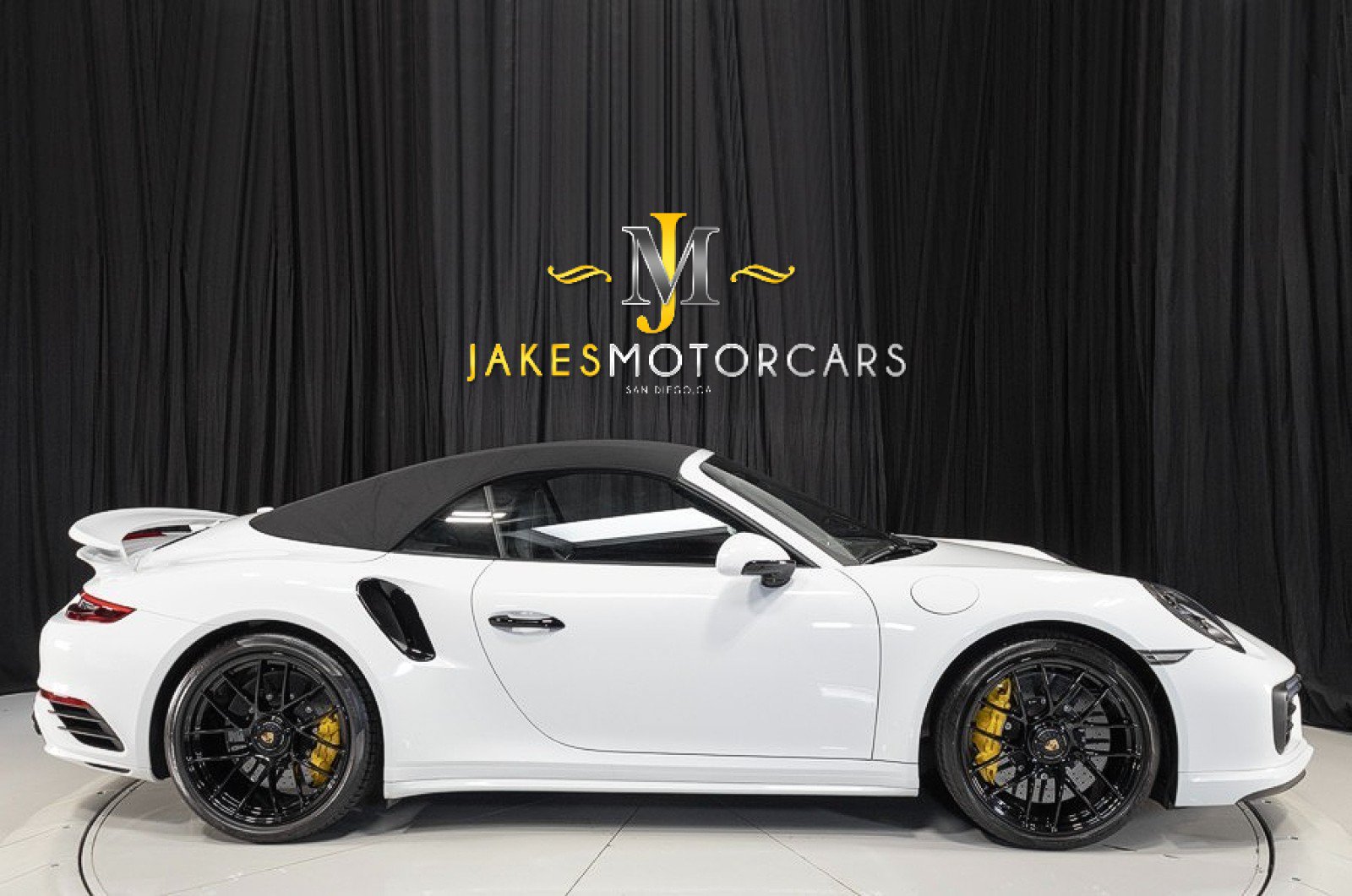 Used 2019 Porsche 911 Turbo S AWD/4WD image 13