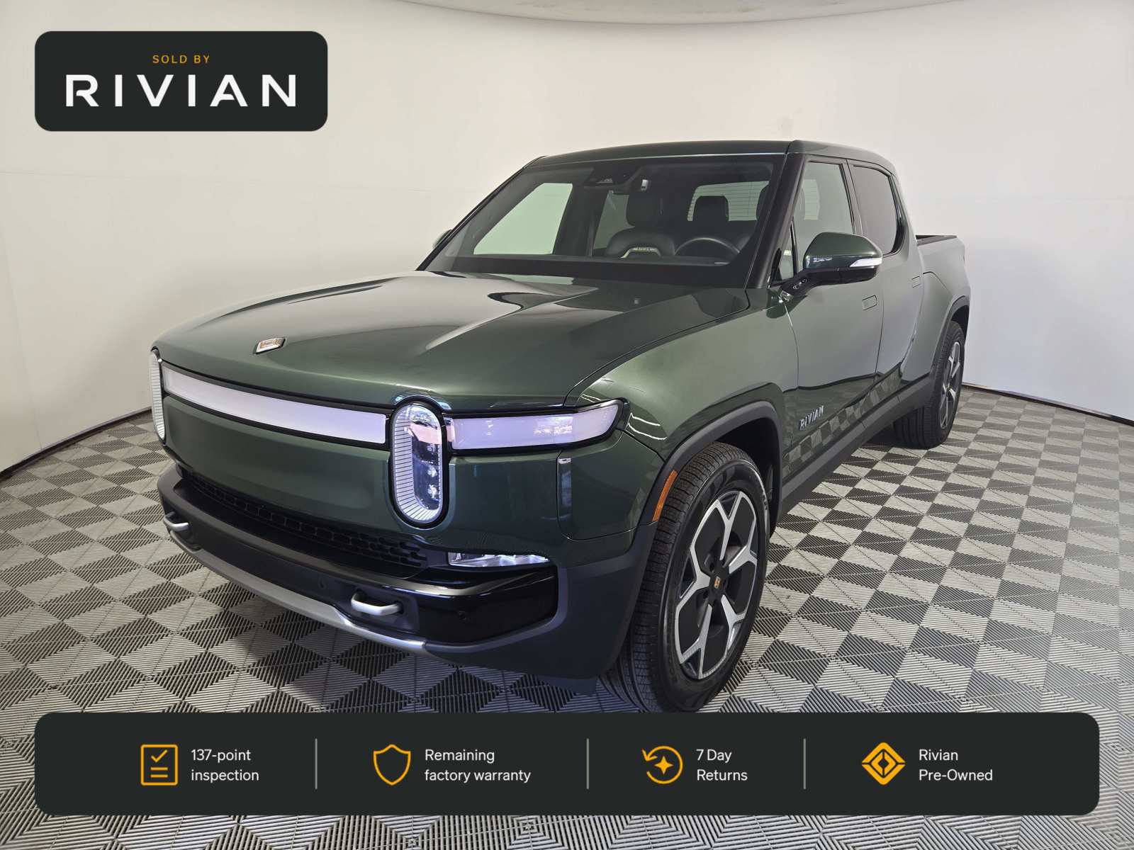 Used 2024 Rivian R1T Adventure Dual AWD/4WD image 1