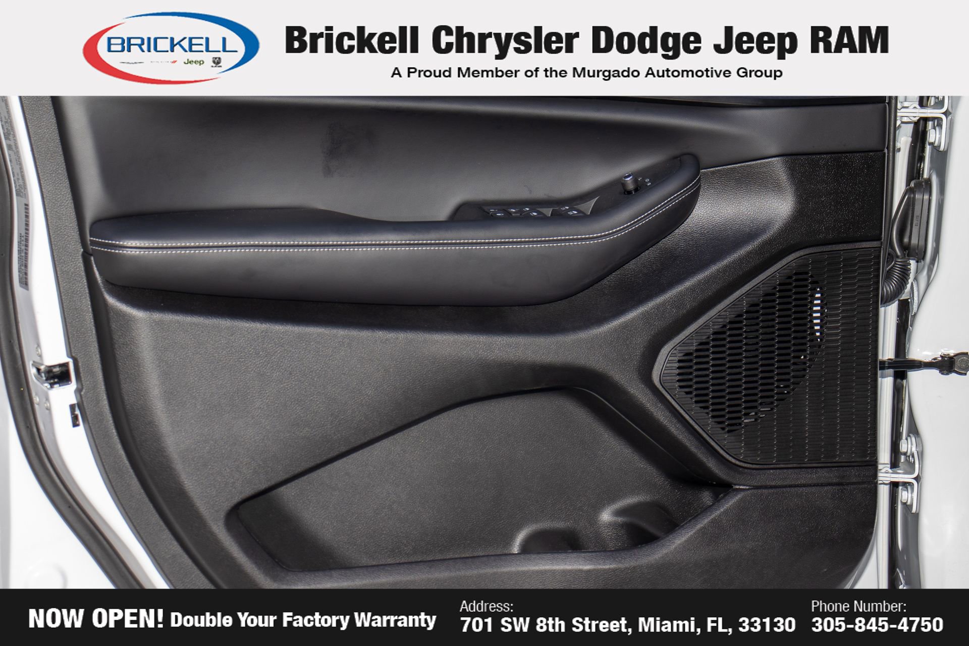 Used 2025 Jeep Grand Cherokee L Laredo image 10