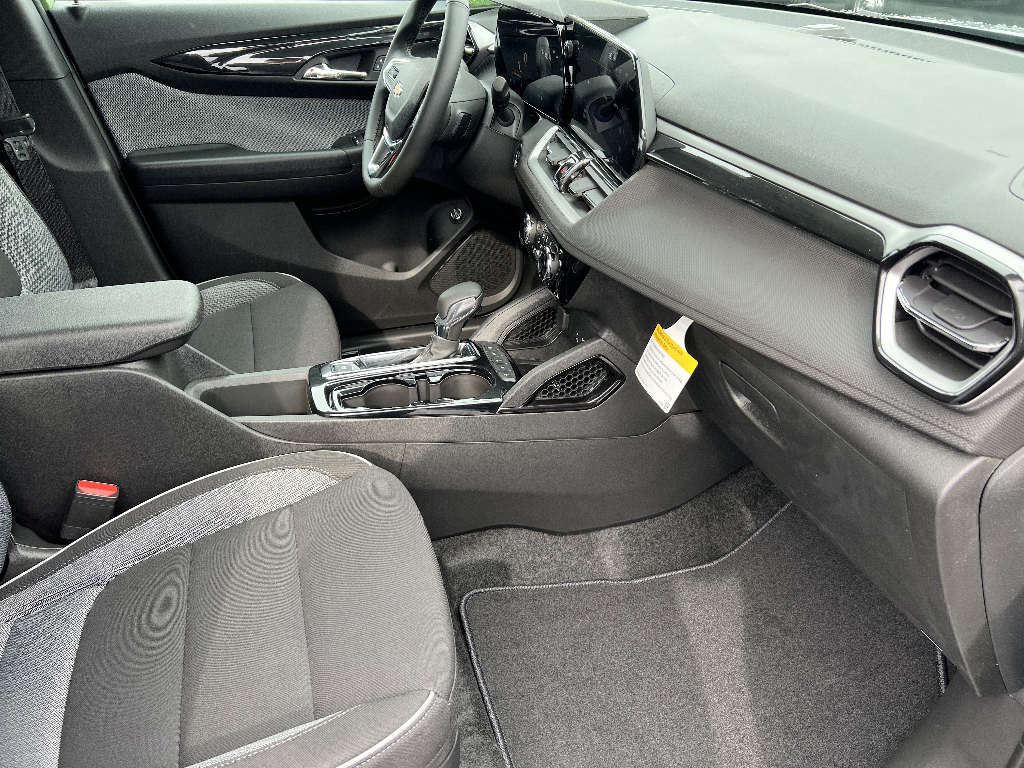 New 2026 Chevrolet TrailBlazer LT w/ Convenience Package image 23