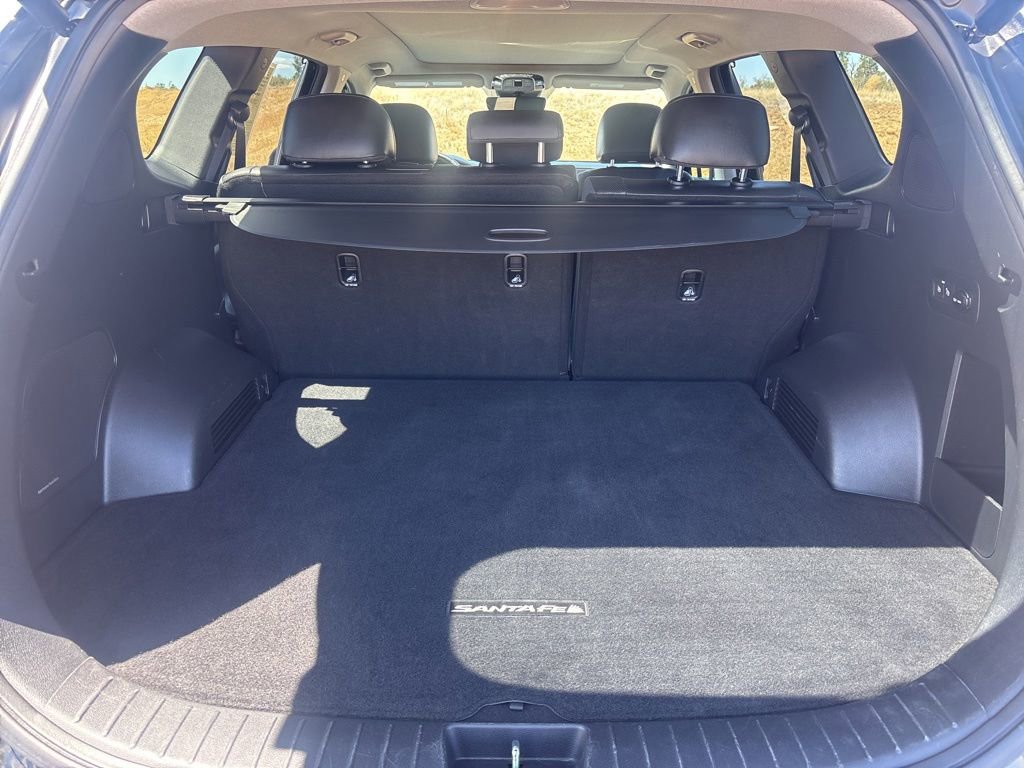 Used 2022 Hyundai Santa Fe Limited w/ Cargo Package FWD image 15