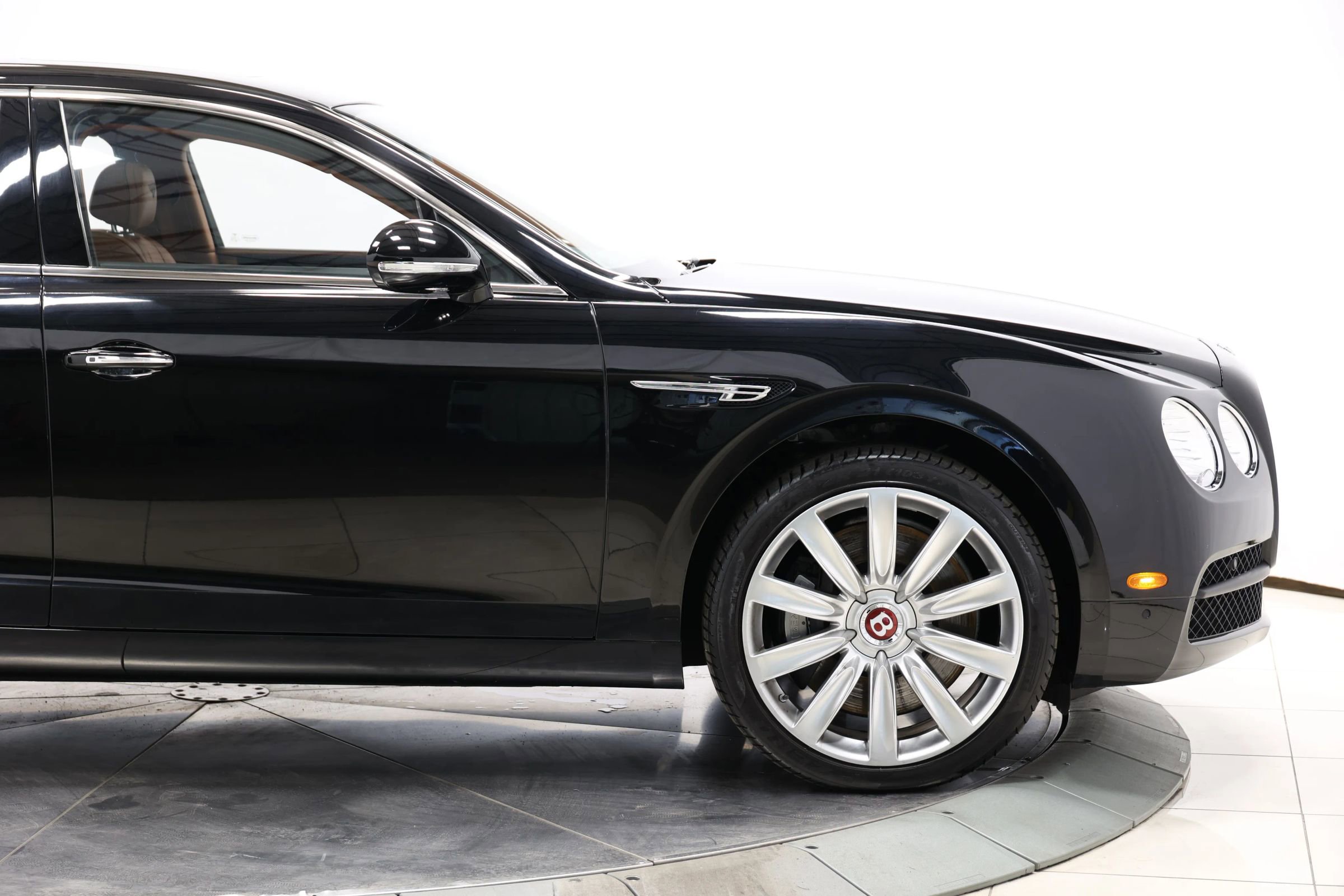 Used 2015 Bentley Flying Spur V8 AWD/4WD image 55