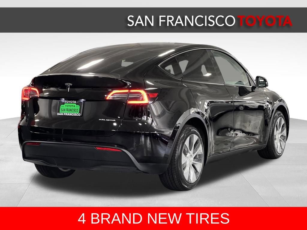 Used 2024 Tesla Model Y Long Range AWD/4WD image 5
