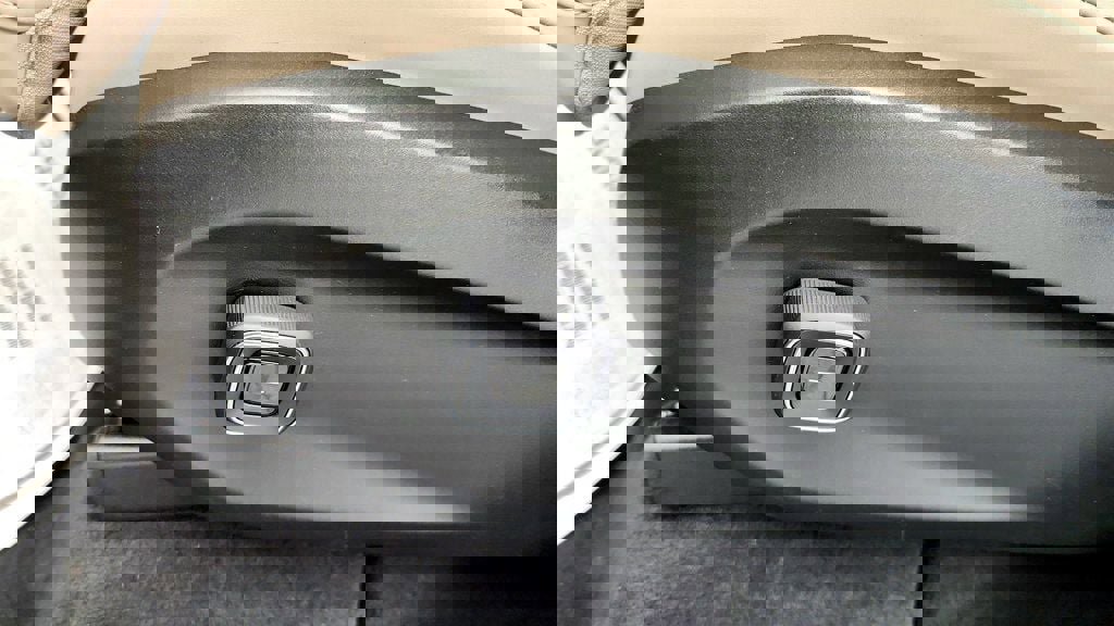 Used 2025 Volvo EX90 Ultra AWD/4WD image 12