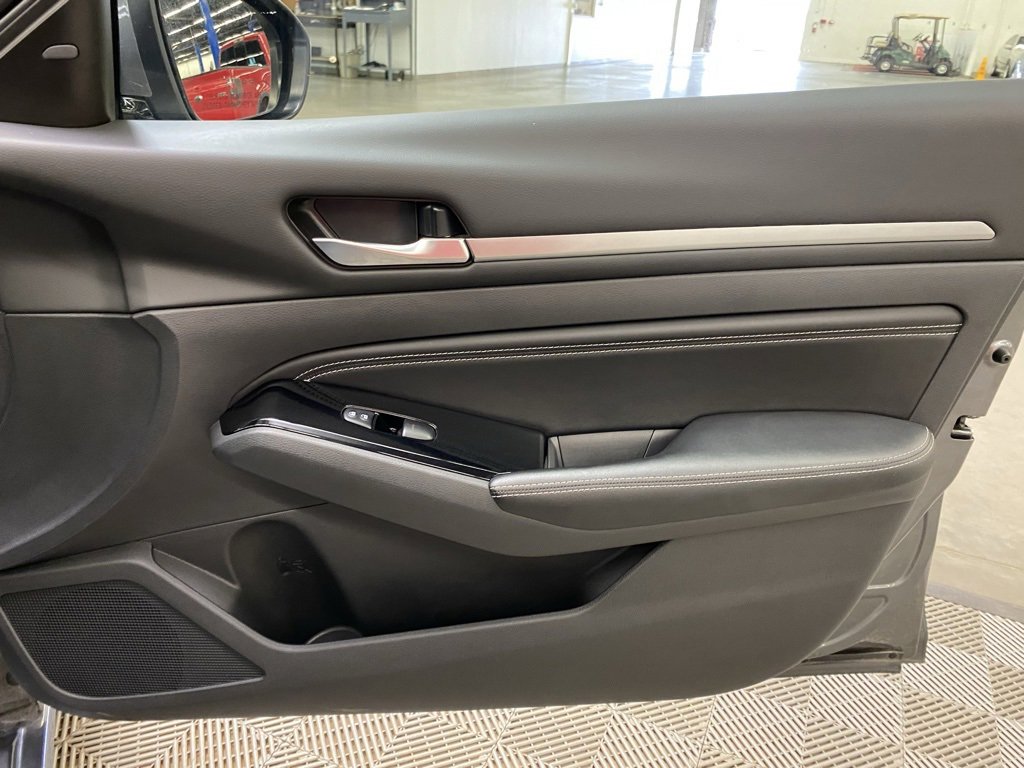 Used 2023 Nissan Altima 2.5 SL image 15