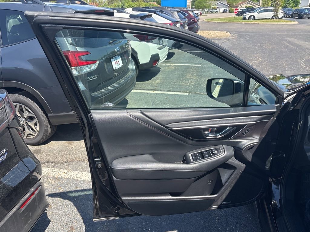 Certified 2023 Subaru Outback Limited AWD/4WD image 19