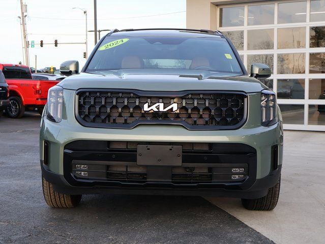 Used 2024 Kia Telluride SX Prestige X-Line image 2