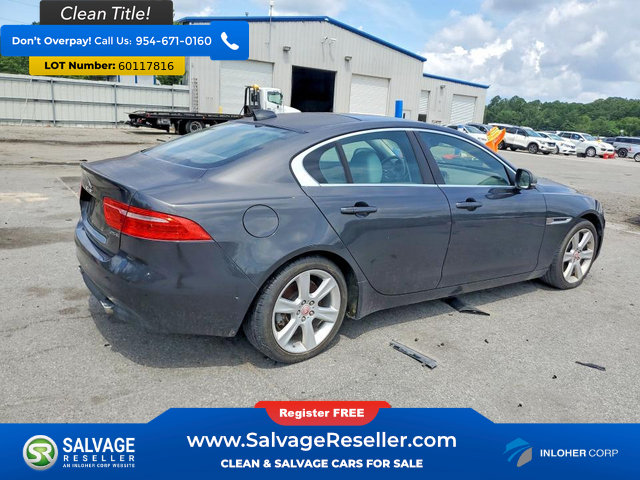 Used 2017 Jaguar XE Prestige RWD image 4