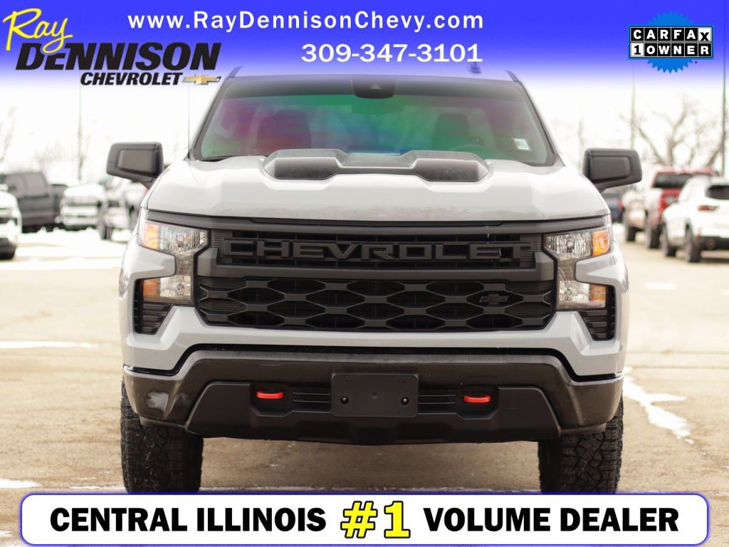 Used 2024 Chevrolet Silverado 1500 Custom Trail Boss w/ LPO, Dark Essentials Package image 2