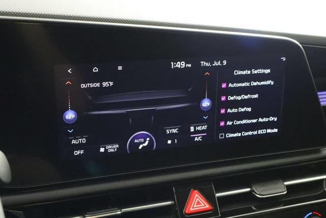 Certified 2024 Kia Niro Wind FWD image 34
