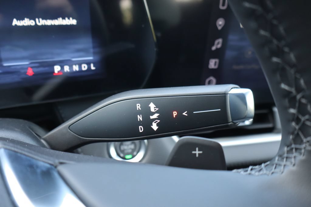 New 2026 Chevrolet Equinox LT w/ Convenience Package II FWD image 9