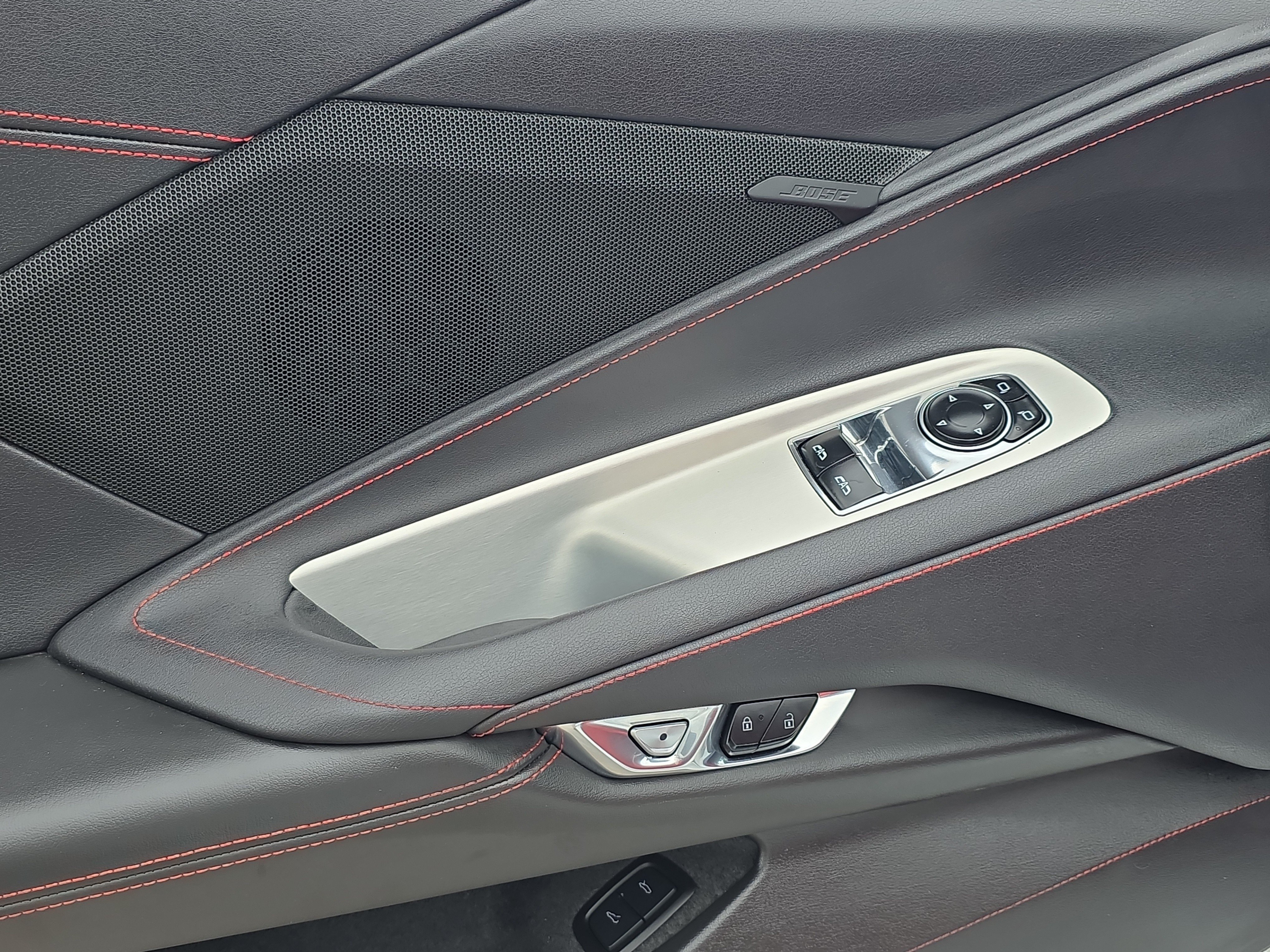 Used 2022 Chevrolet Corvette Stingray Coupe RWD image 15