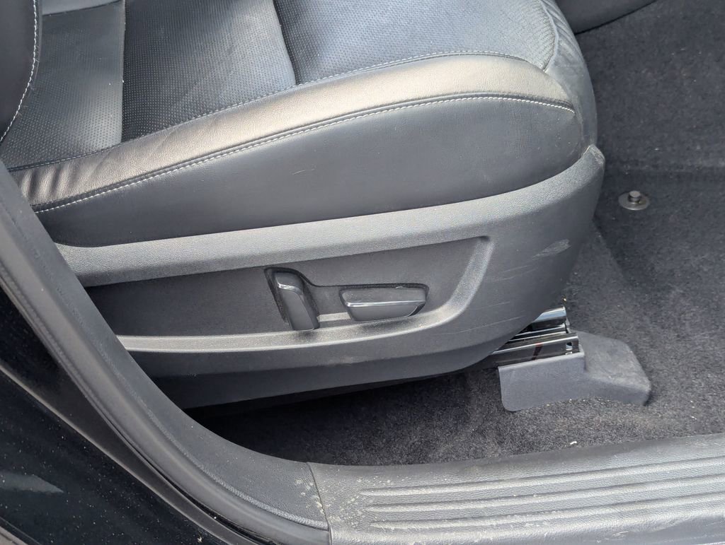 Used 2024 INFINITI QX50 Luxe image 38