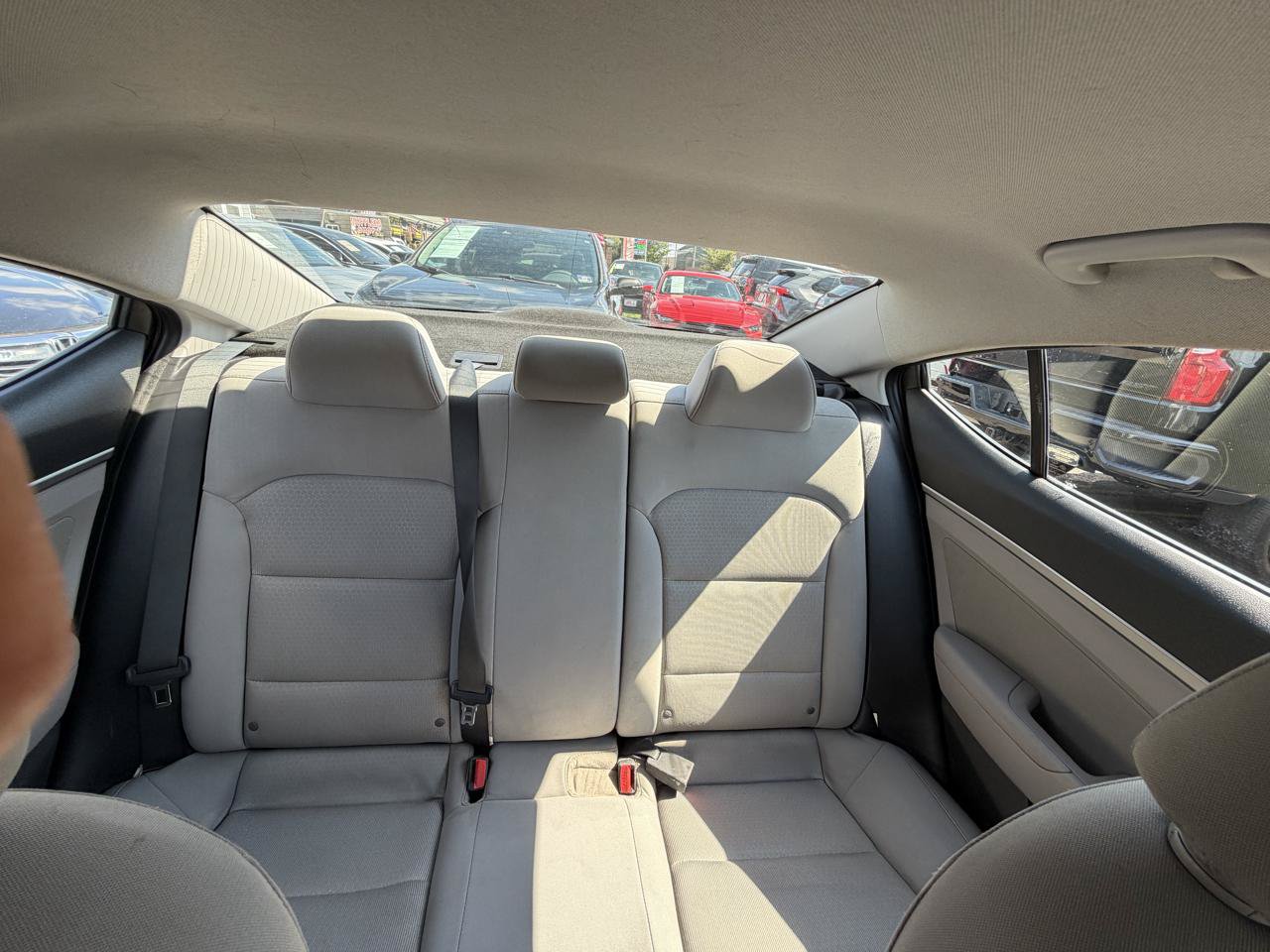 Used 2018 Hyundai Elantra SEL FWD image 22