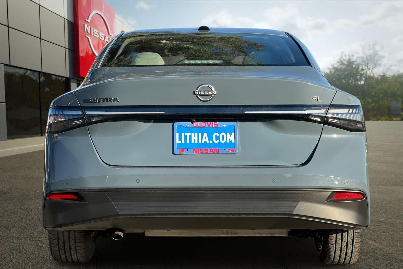 Used 2026 Nissan Sentra SL w/ Floor Mat Package FWD image 6