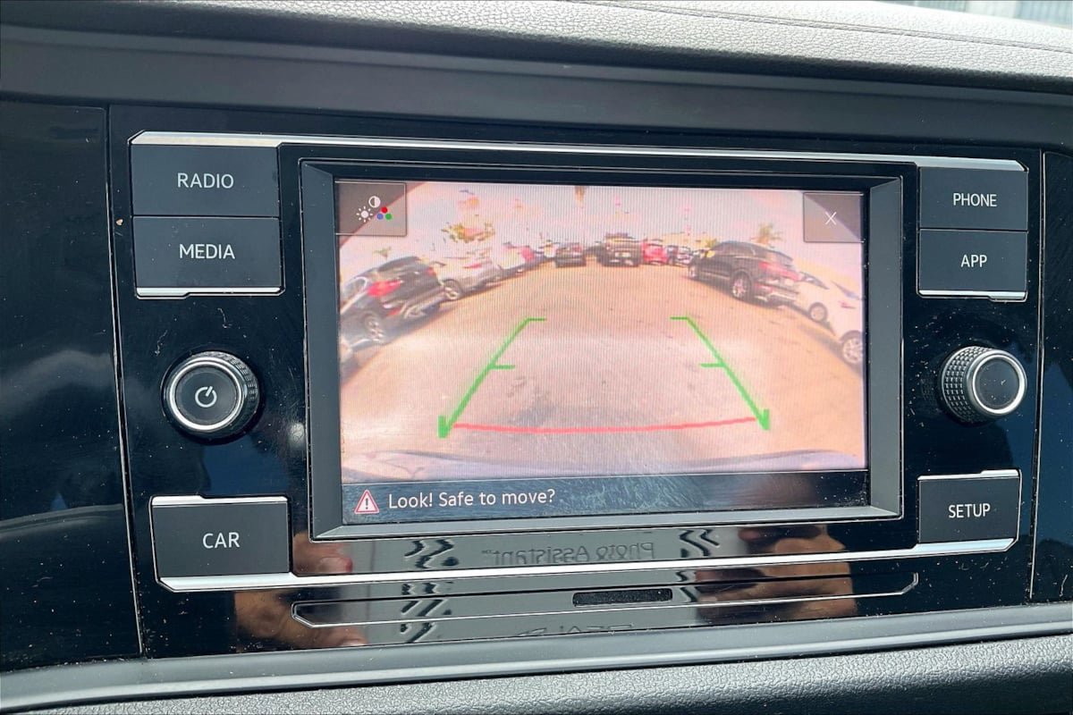 Used 2019 Volkswagen Jetta SE FWD image 21