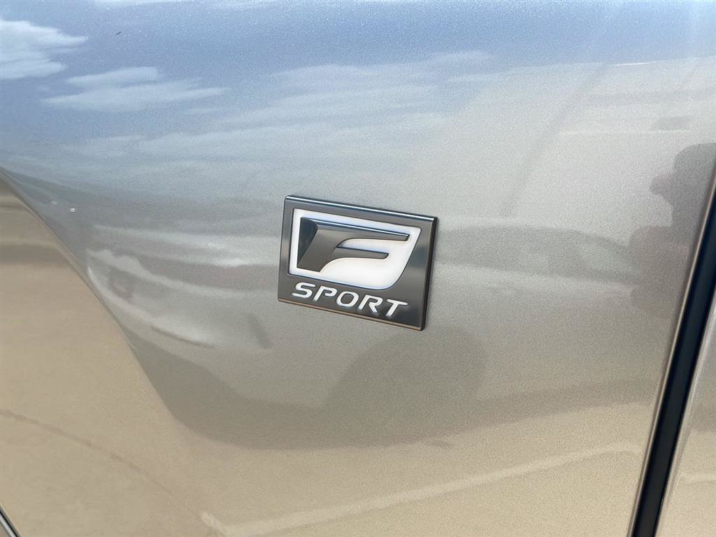 Used 2025 Lexus LX 700h F Sport AWD/4WD image 10